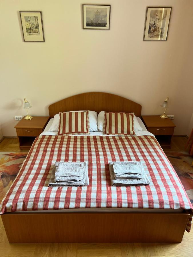 Party Villa Holiday Rent Balatonföldvár Екстериор снимка